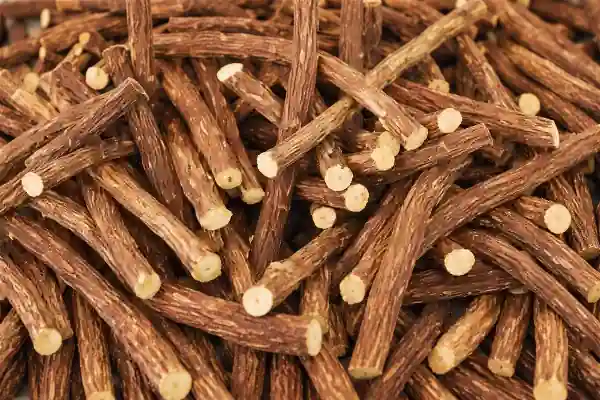 Racines de réglisse et diabète type 2 - Vertus et dangers